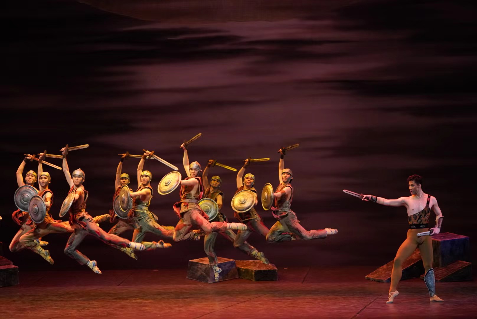 威尼斯狂欢节-经典剧目-哈尔滨芭蕾舞团