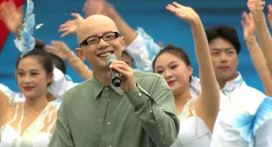 歌手平安赴蓬安达州两城文艺展演活动 为中国农民丰收节献唱助力