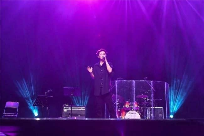 刘力扬压轴献唱上海湖畔国际音乐节，演绎五首金曲LIVE秀-中国网