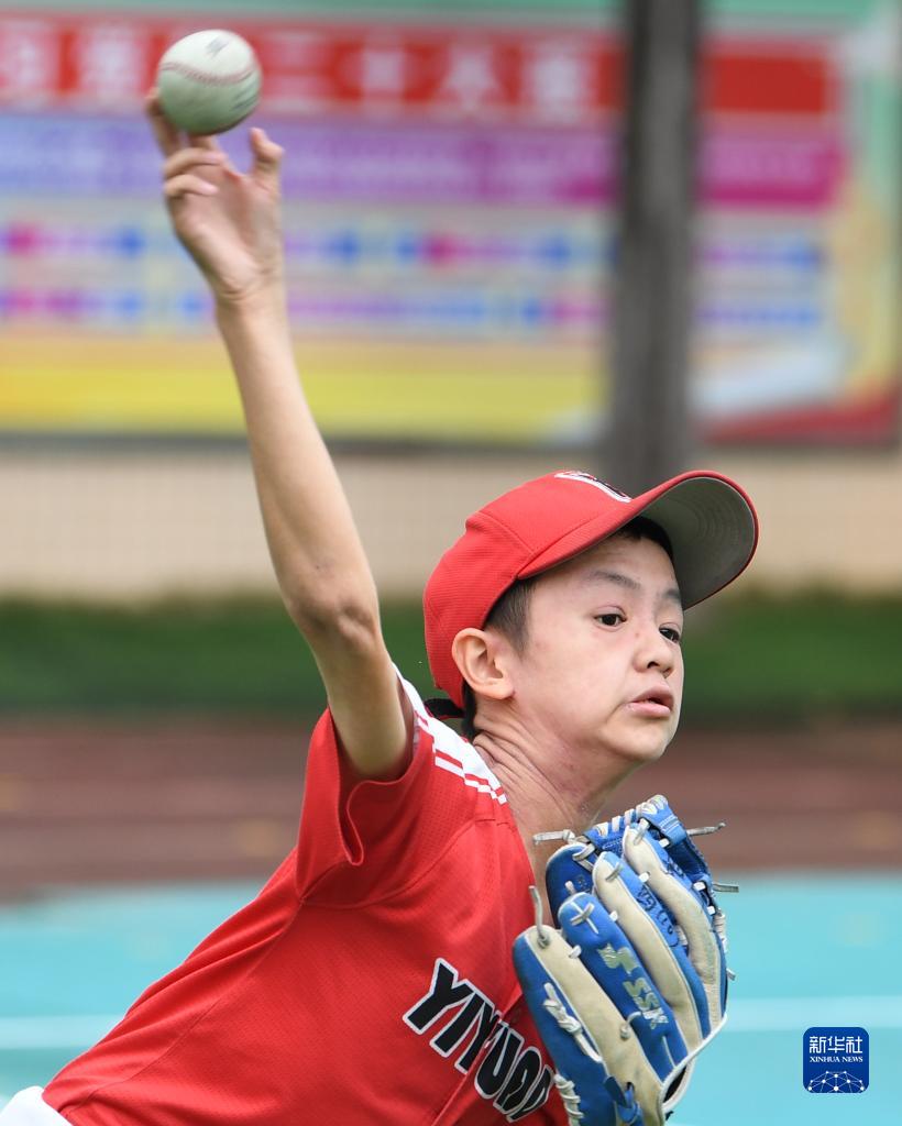 棒！校园里的棒球少年-第2张图片-益民生活网