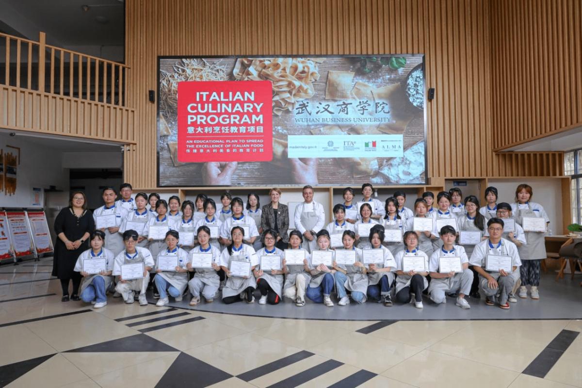 意大利烹饪教育项目成功落地武汉商学院