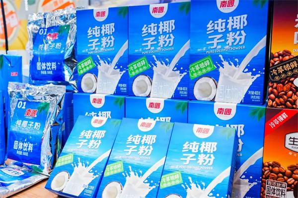 南国食品亮相巴黎：海南特色美味闪耀国际舞台