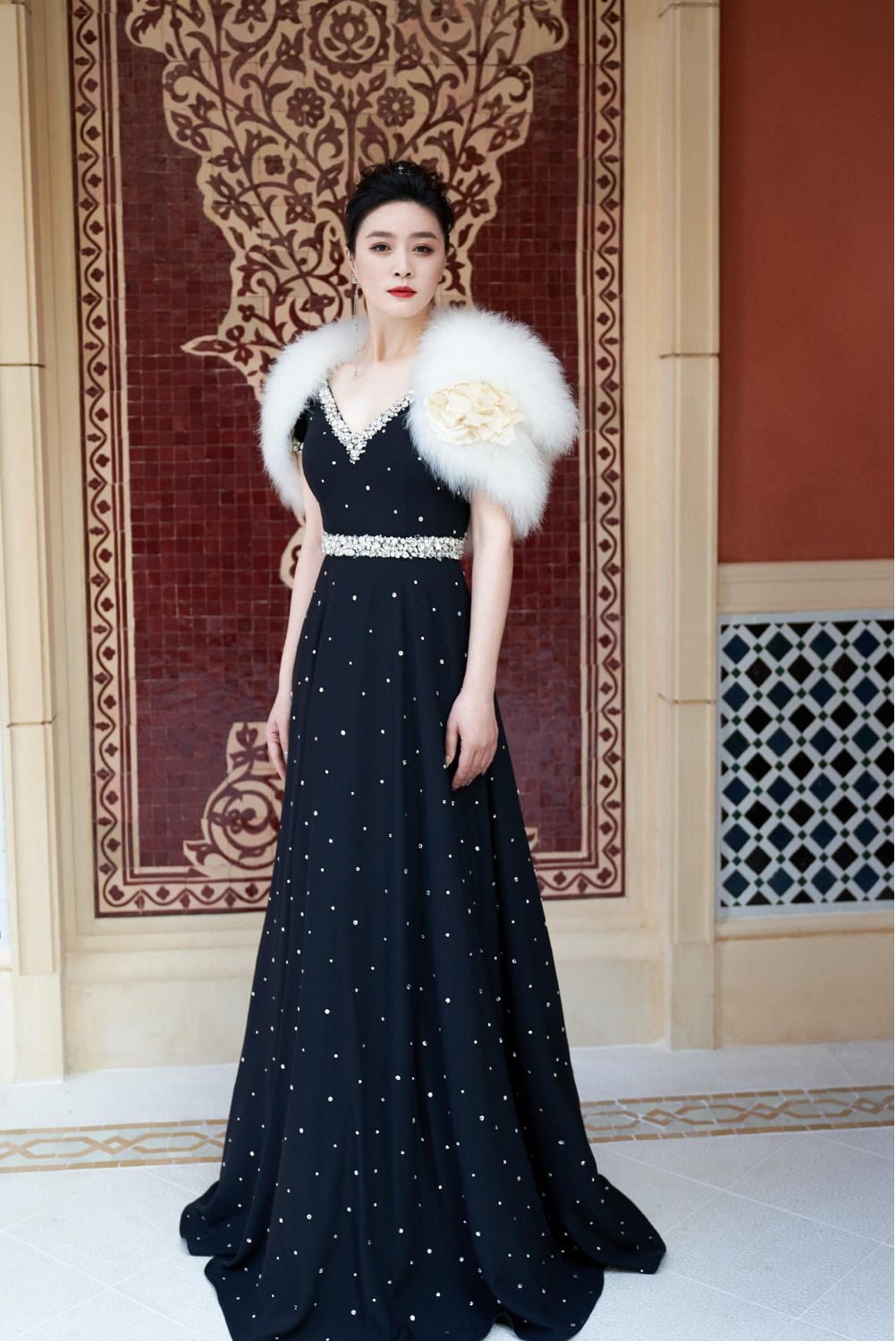 田海蓉受邀担任第29届华鼎奖专家评委并颁发大奖