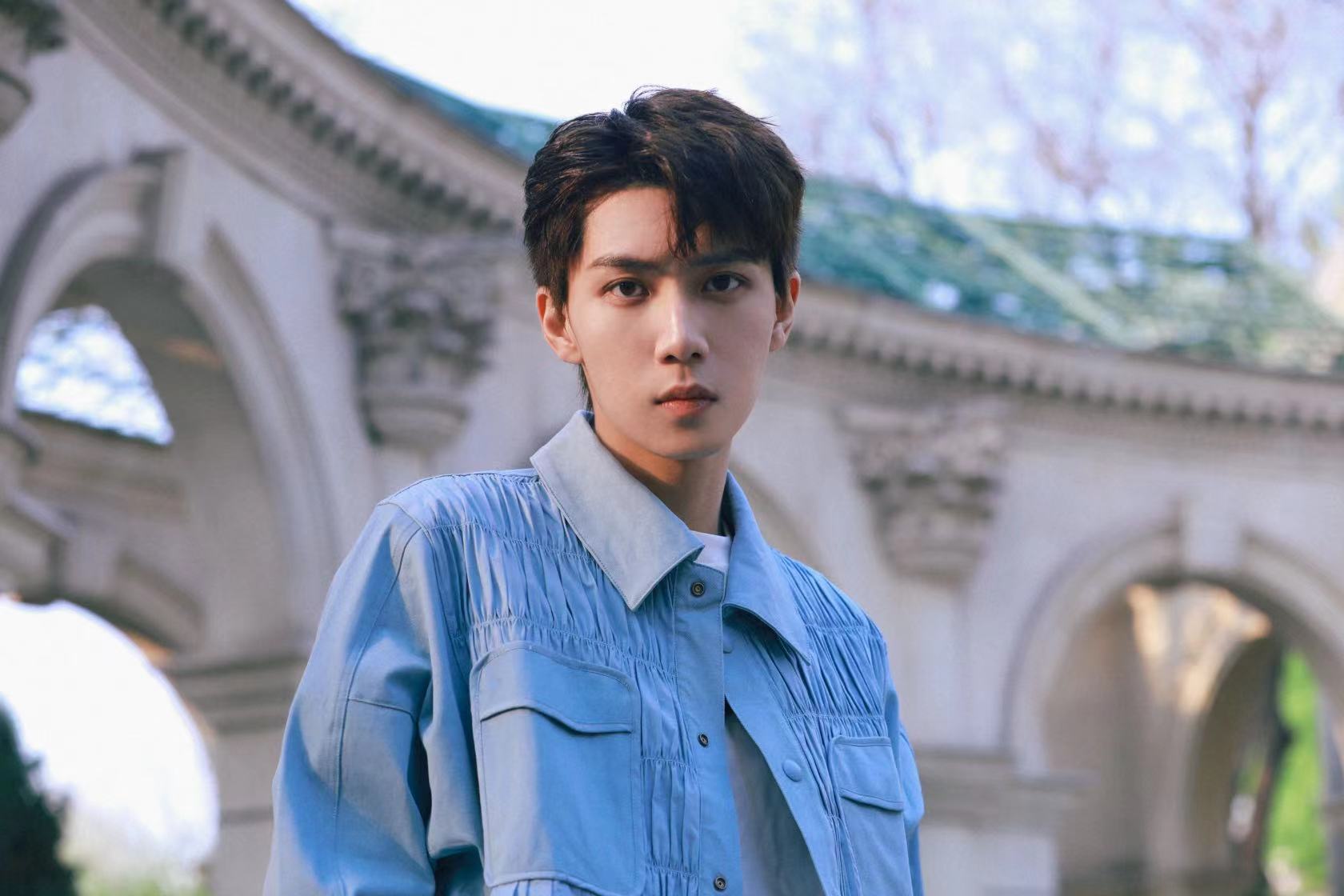 任宥纶喵请许愿开播佛系店长池炎开启喵星奇遇