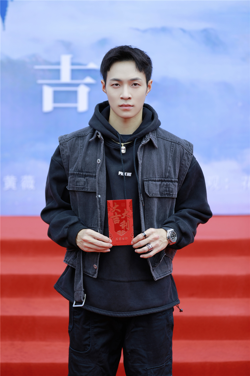 李家豪长月烬明官宣开机首次挑战古装仙侠