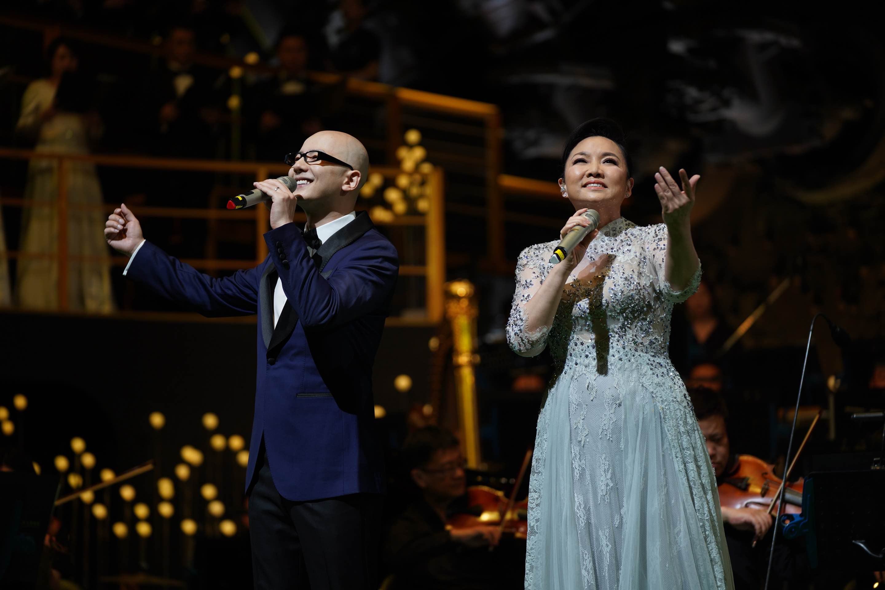 歌手平安亮相2023北京西山永定河文化节开幕式献唱主题曲山河永定