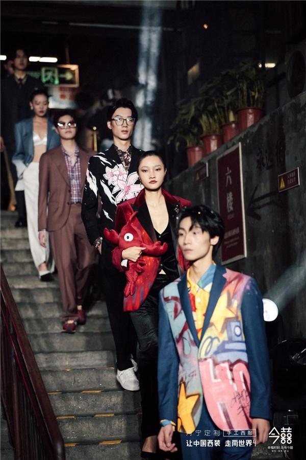 衣料世家,长城雪茄,享梦游旅行,众湘博干细胞,冠军之路,礼相随,拉斐艺