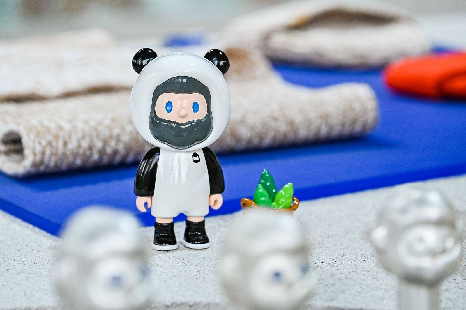 解锁全新时尚潮流密码farmerbob发布第八代乐园幻境系列盲盒