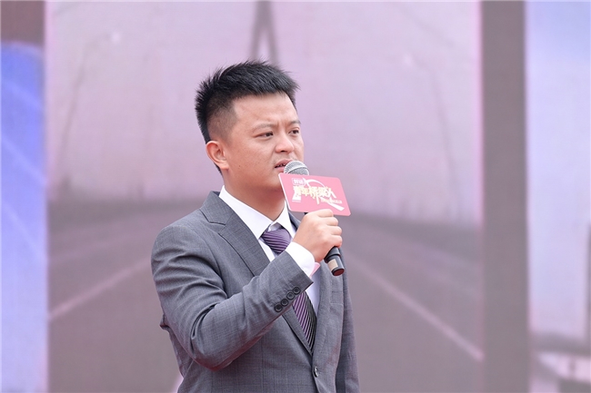 对话青年桥梁人·五四特别活动在江苏镇江举办